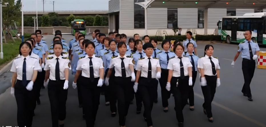 “公交红船”：新起点，再启航(图8)