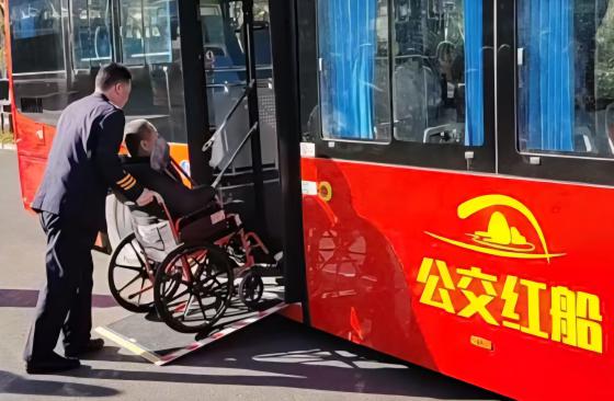 “公交红船”：新起点，再启航(图18)