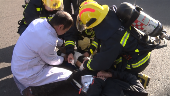 轩煤公司在焦家寨矿开展“ 119 ”综合应急救援演练