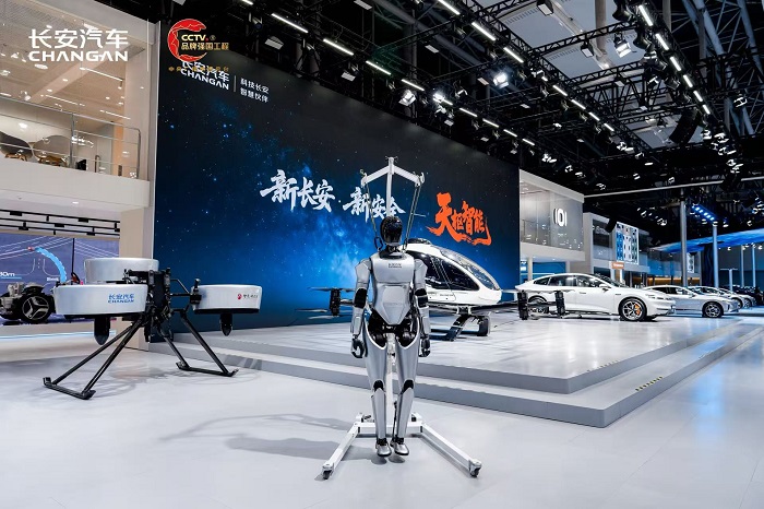 中国长安汽车天枢智能以“稳、准、精”破局“别、匝、黑”三大出行安全场景(图5) 中国长安汽车天枢智能以“稳、准、精”破局“别、匝、黑”三大出行安全场景(图5)